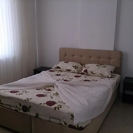 Oguz Side